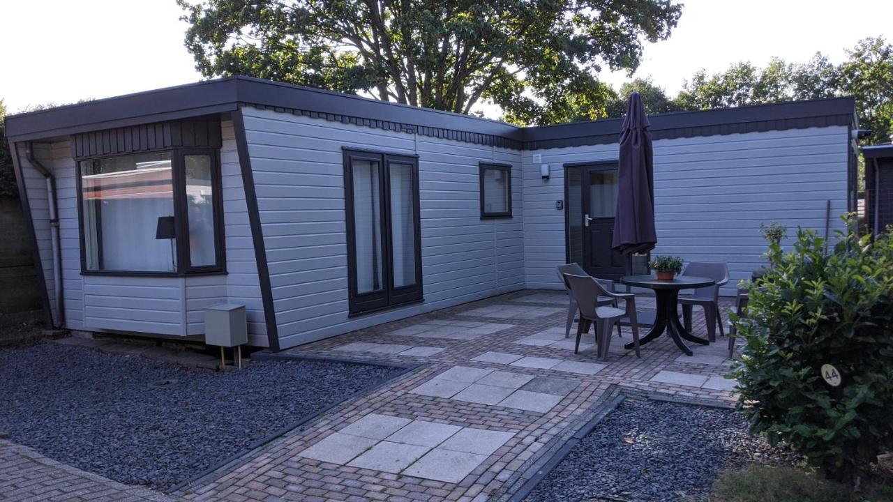Chalet Op De Veluwe # Berk Putten Exterior photo
